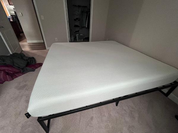 New King bed